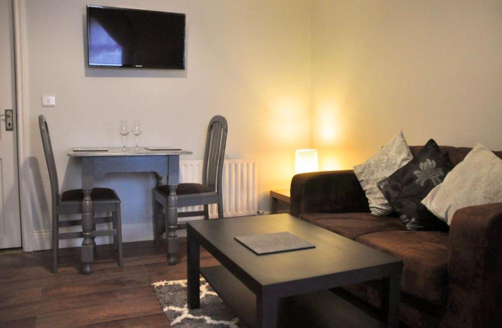 Killilagh House Accommodation ドゥーリン エクステリア 写真